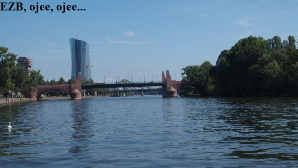 P8290030 (640x360)
