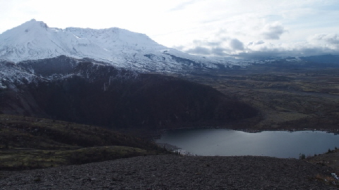 PB100099 (640x360)